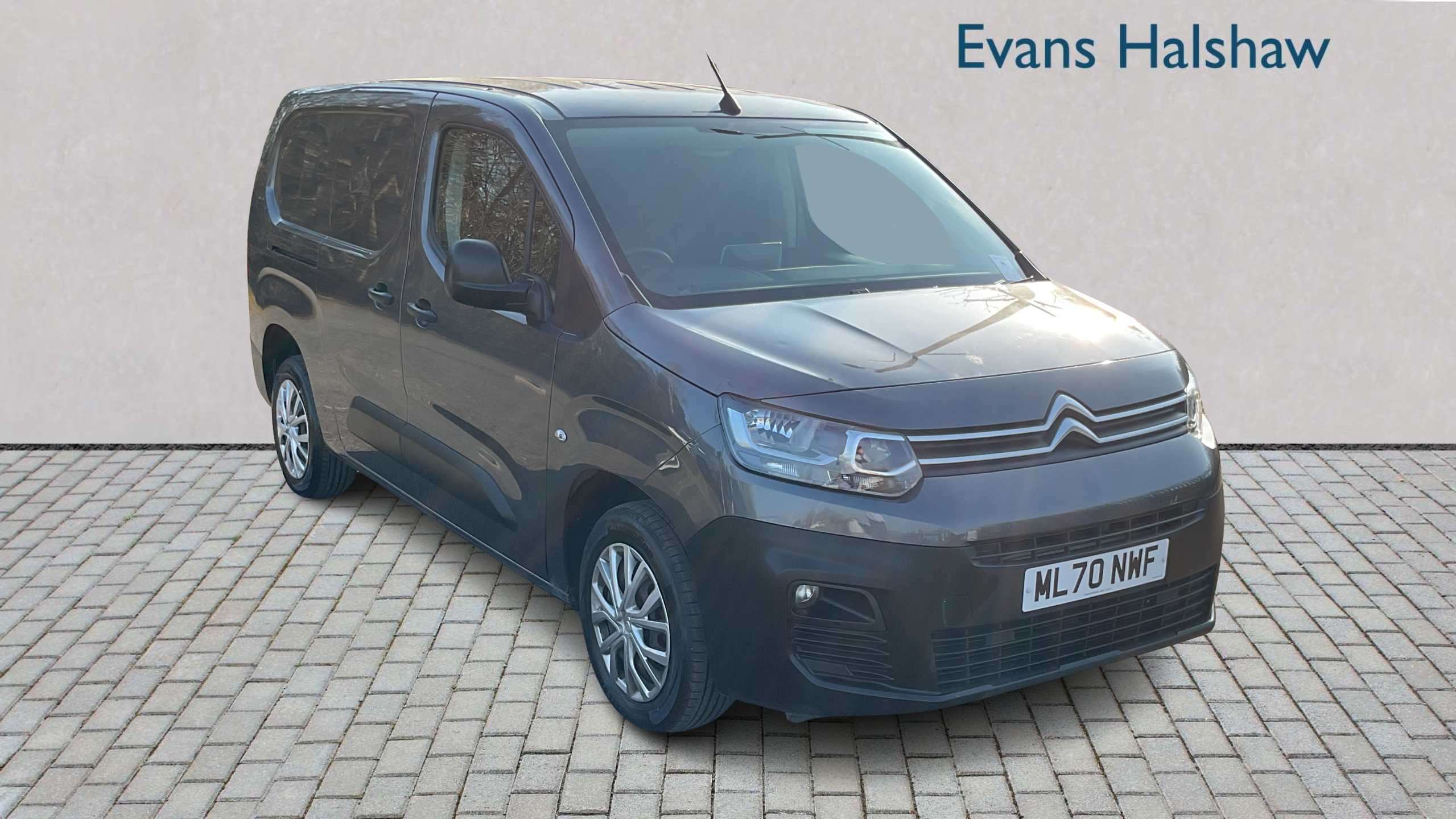 Main listing image - Citroen Berlingo Van