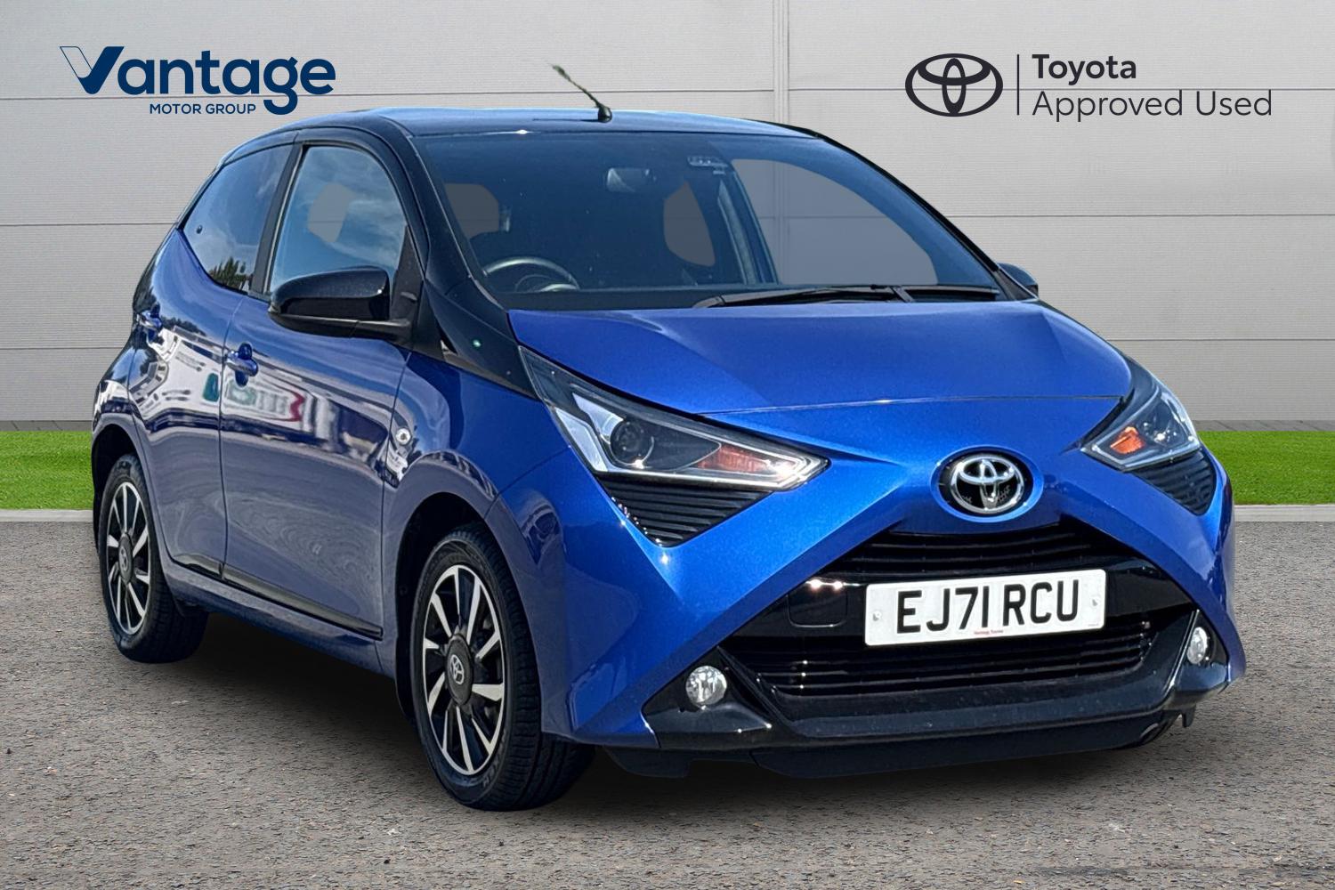Main listing image - Toyota Aygo