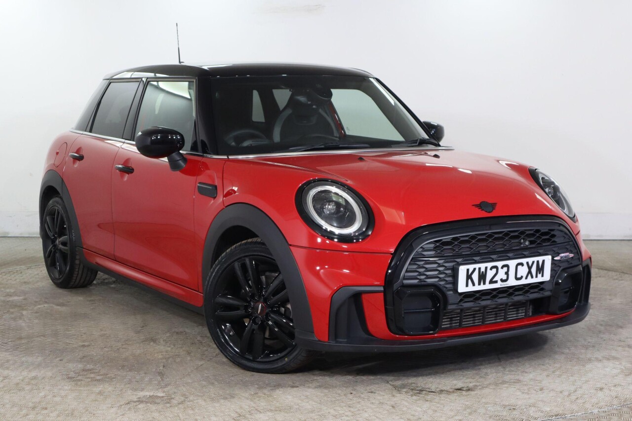 Main listing image - MINI Hatchback 5dr