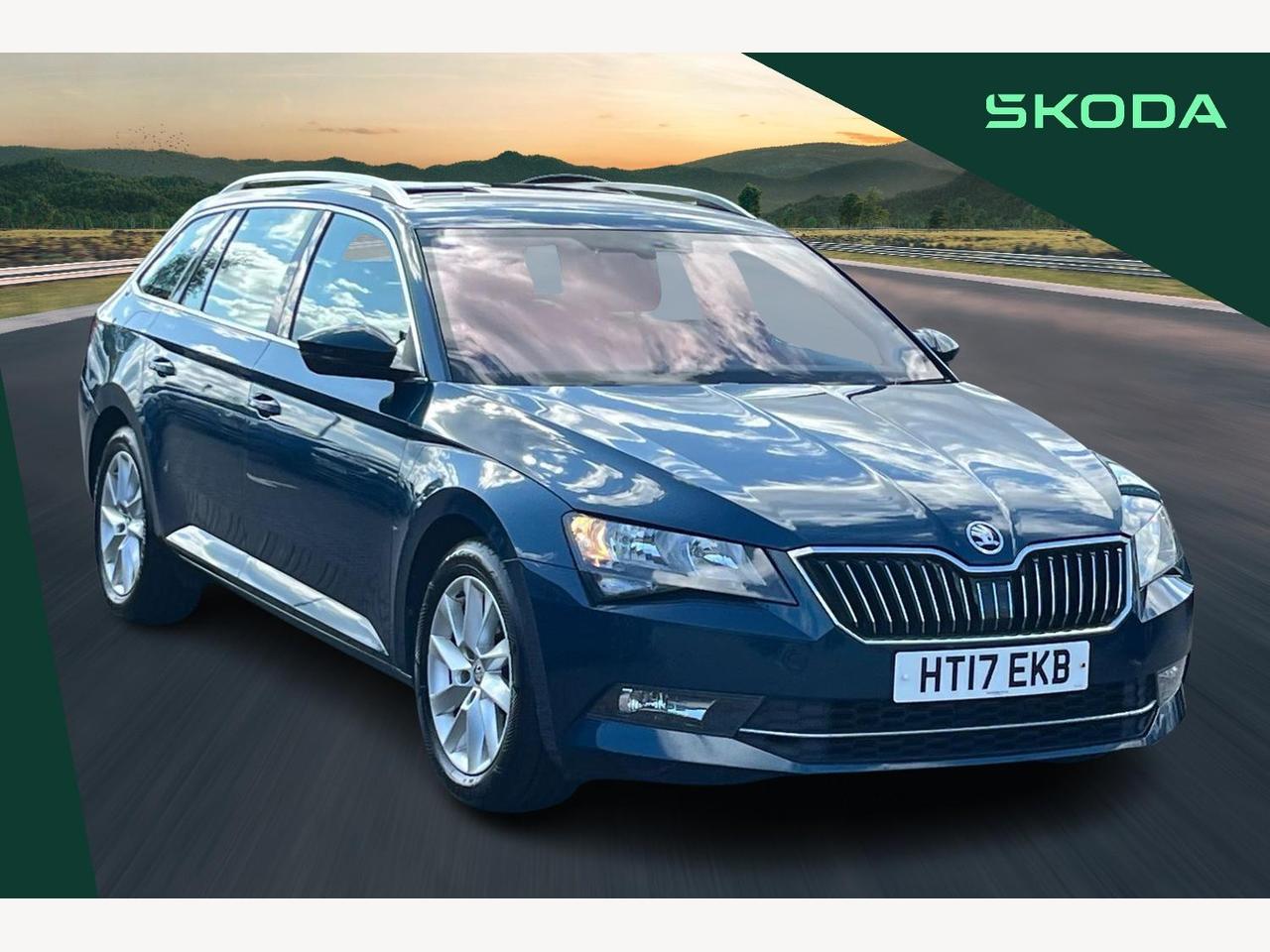 Main listing image - Skoda Superb Estate