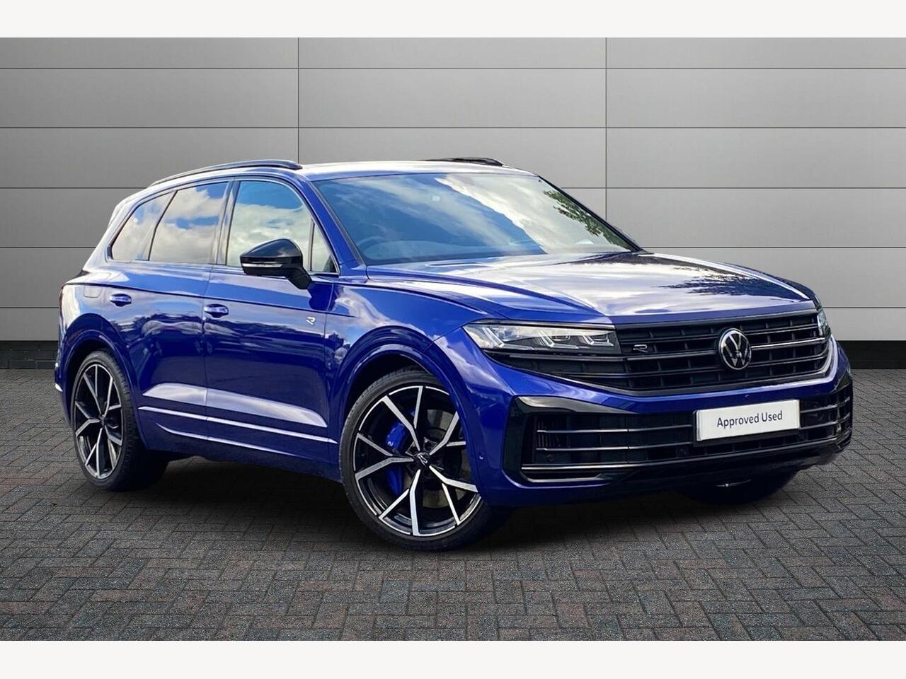 Main listing image - Volkswagen Touareg