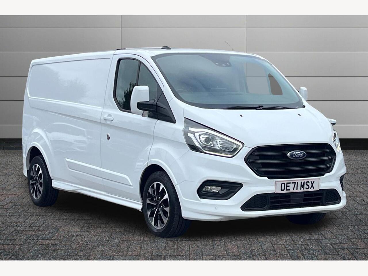Main listing image - Ford Transit Custom