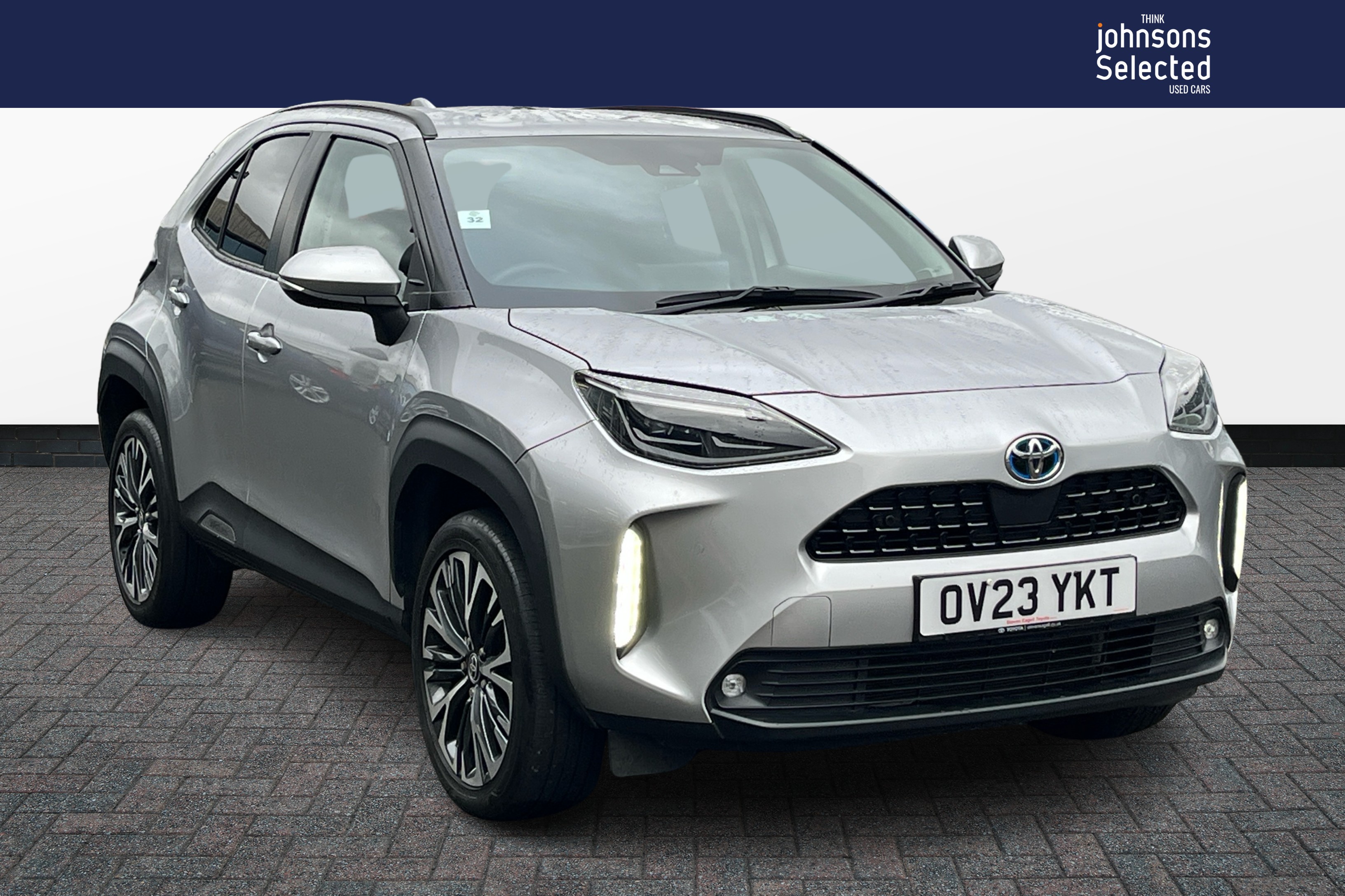 Main listing image - Toyota Yaris Cross