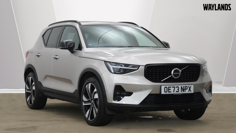 Main listing image - Volvo XC40