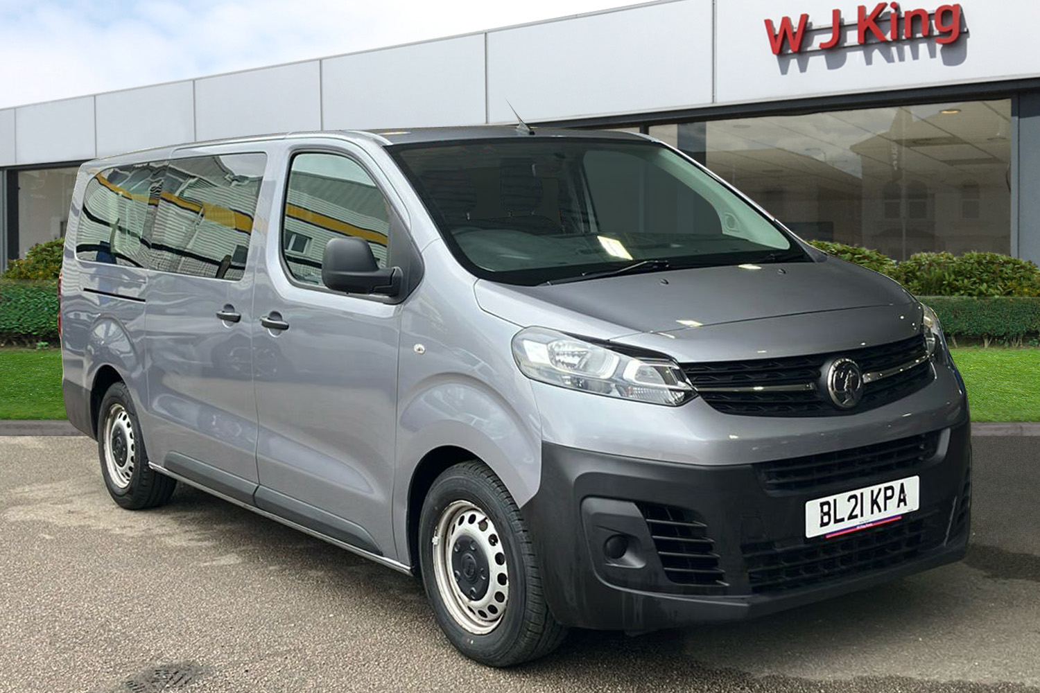 Main listing image - Vauxhall Vivaro Life