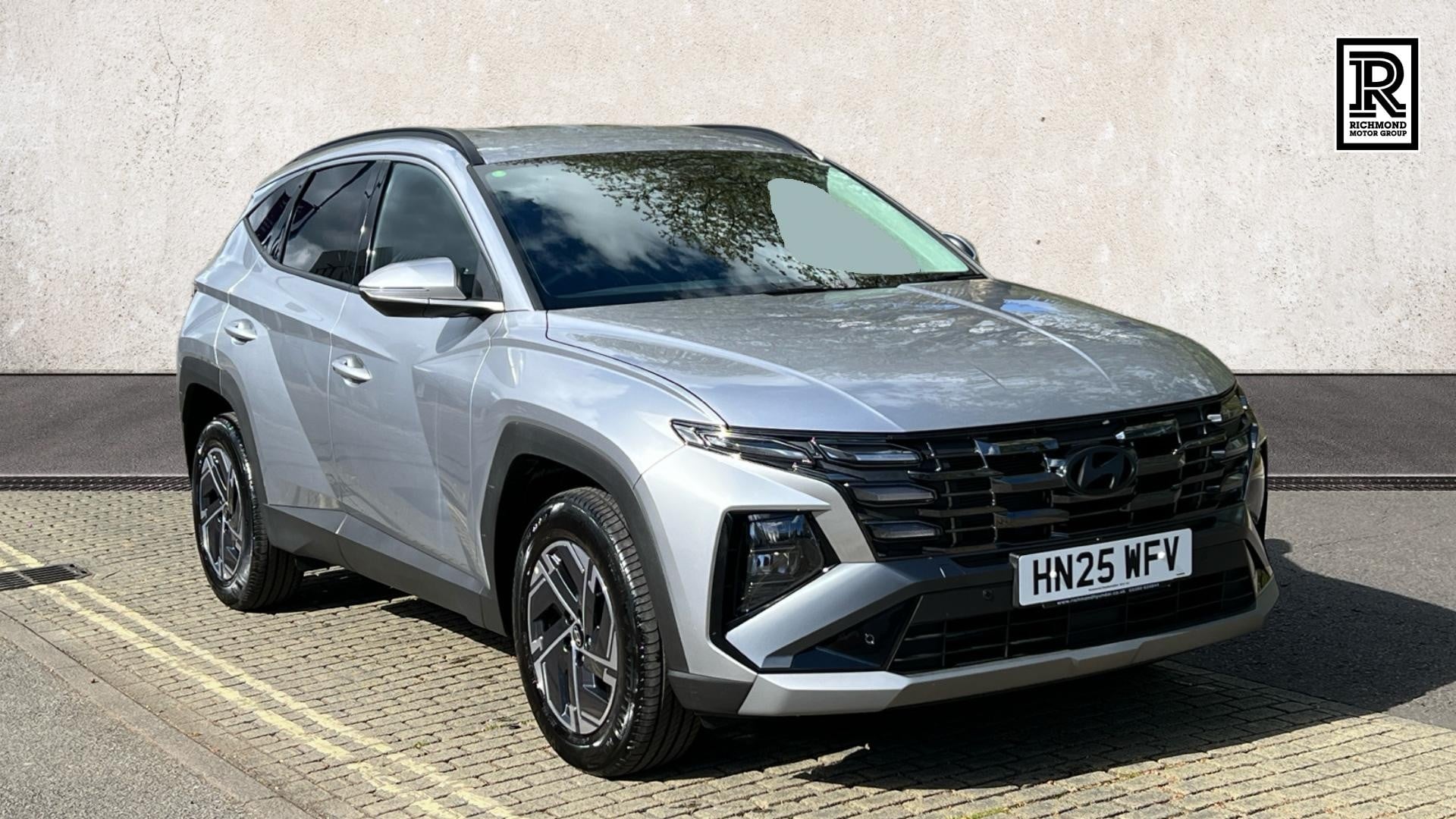 Main listing image - Hyundai Tucson