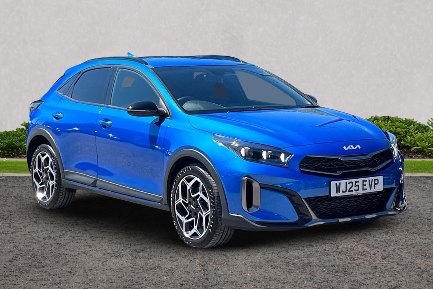 Main listing image - Kia XCeed