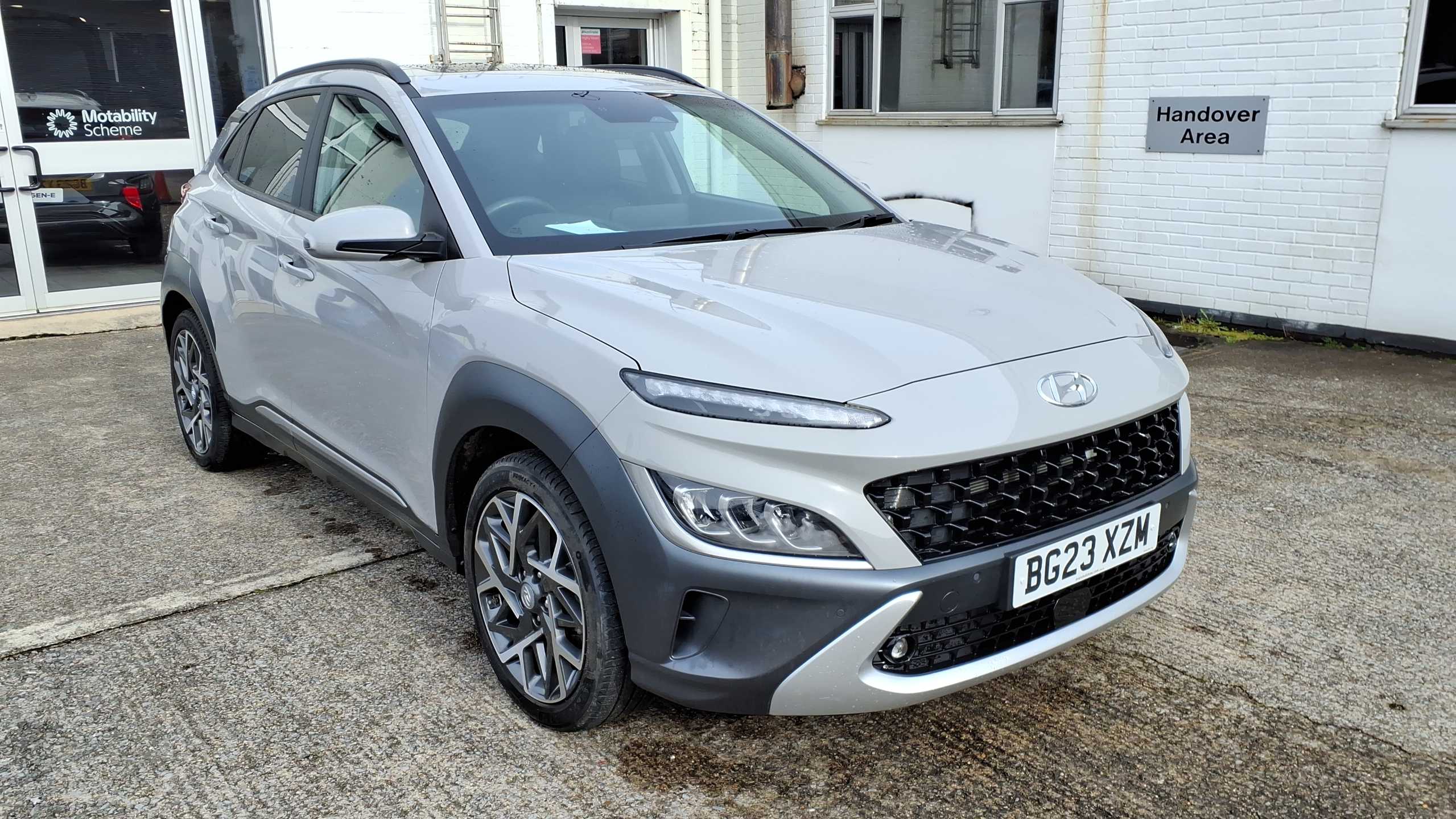 Main listing image - Hyundai Kona