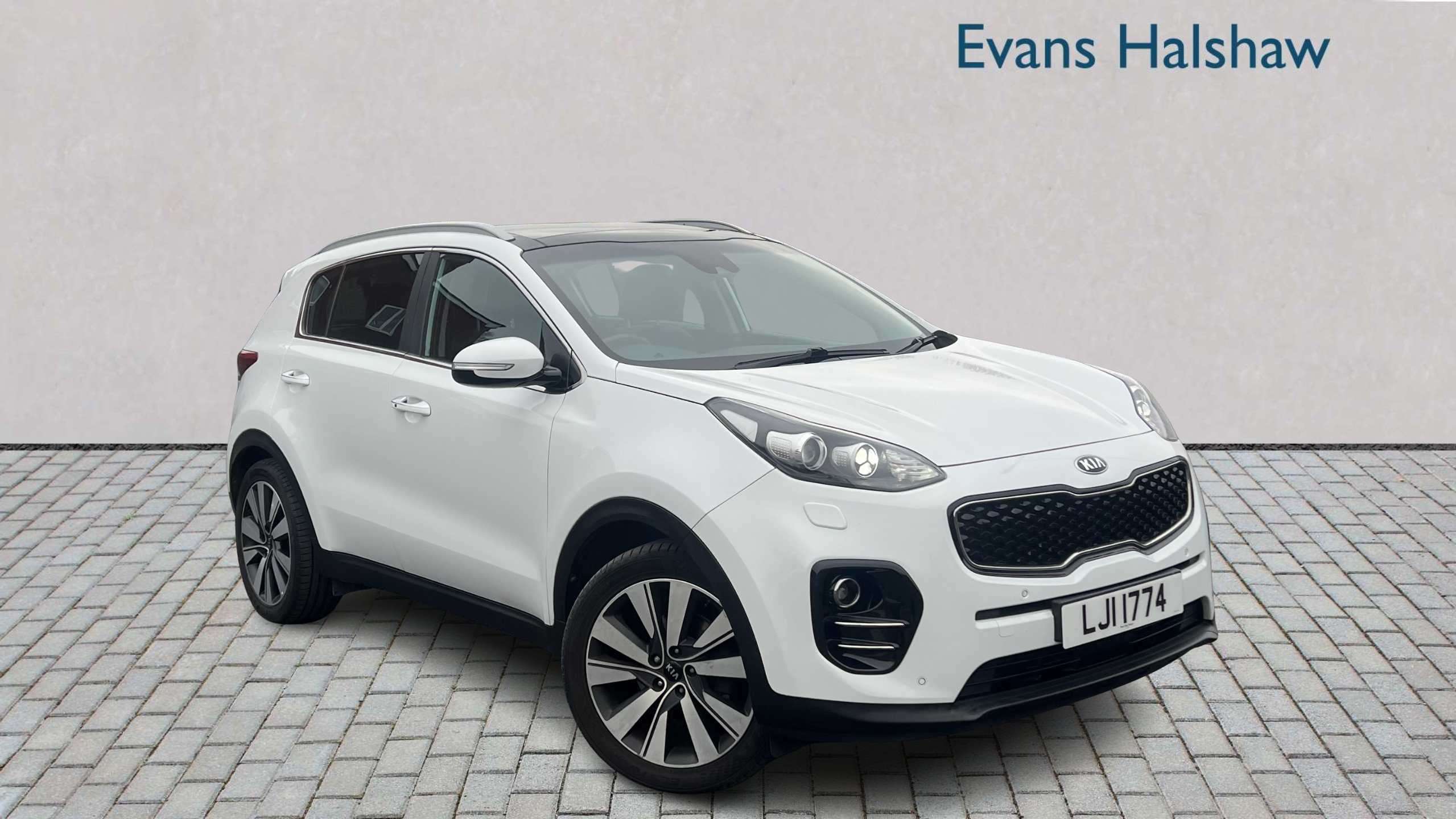 Main listing image - Kia Sportage