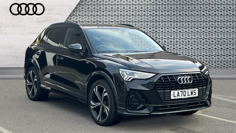 Main listing image - Audi Q3