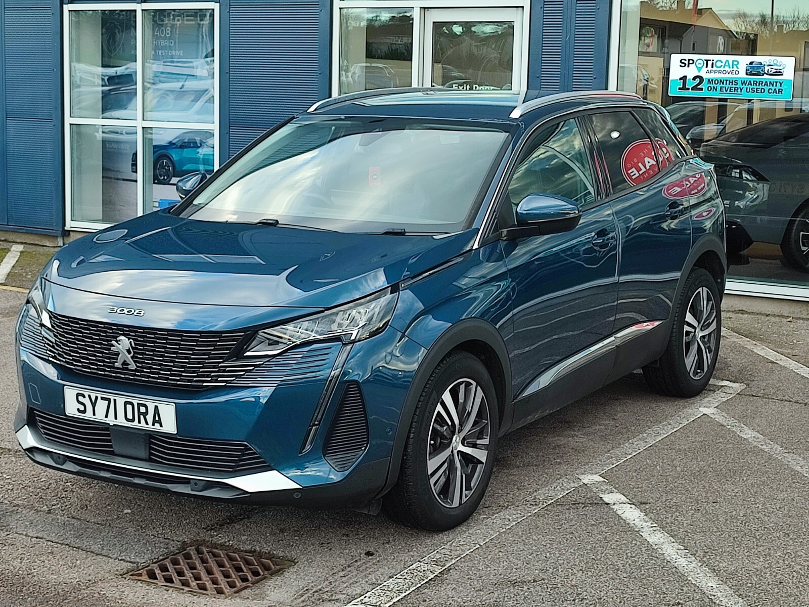 Main listing image - Peugeot 3008