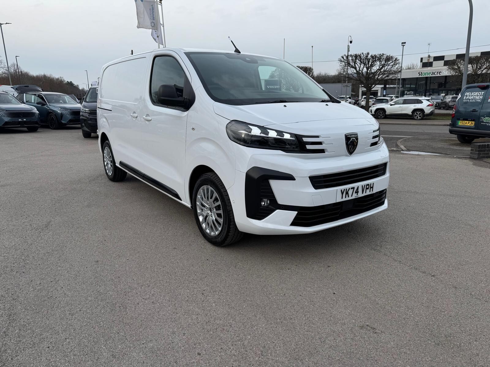 Main listing image - Peugeot Expert