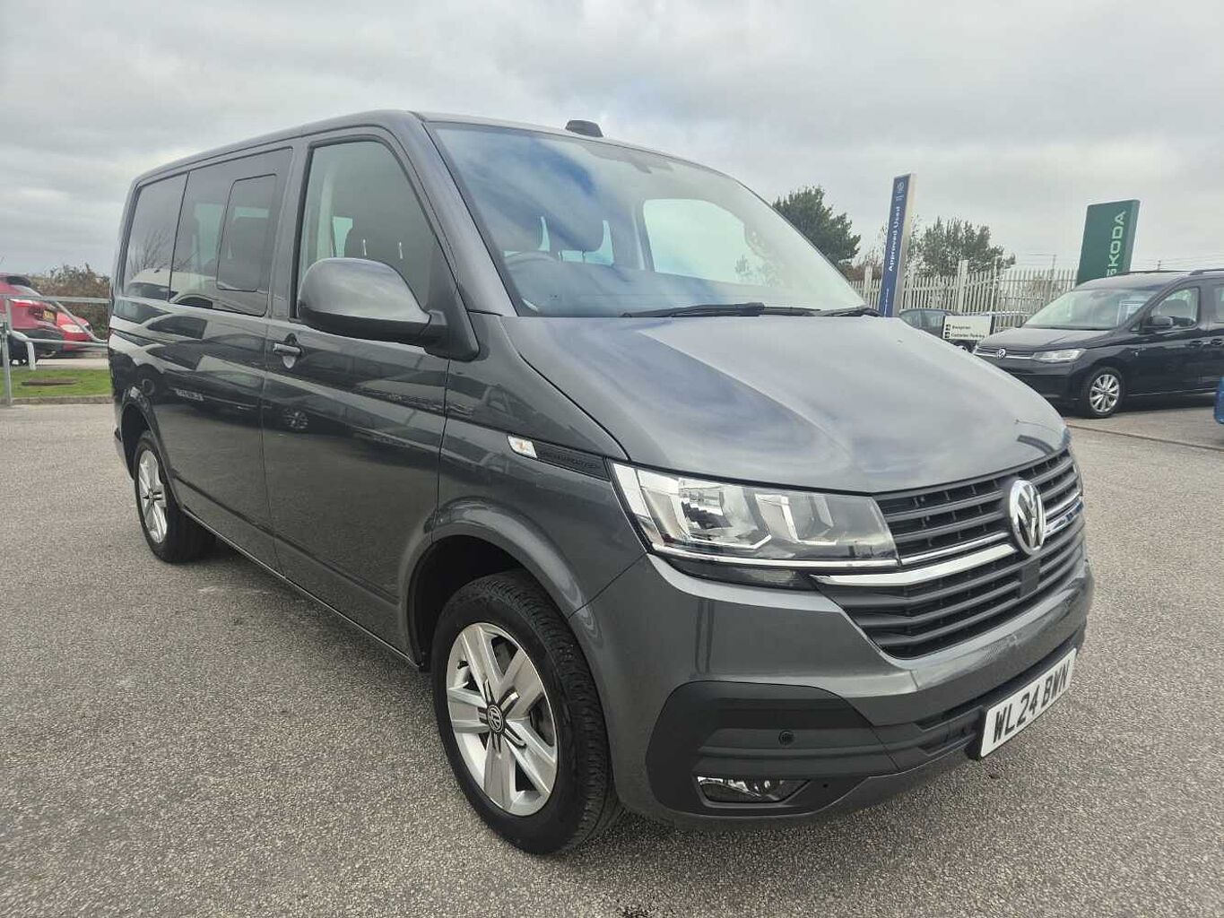 Main listing image - Volkswagen Transporter