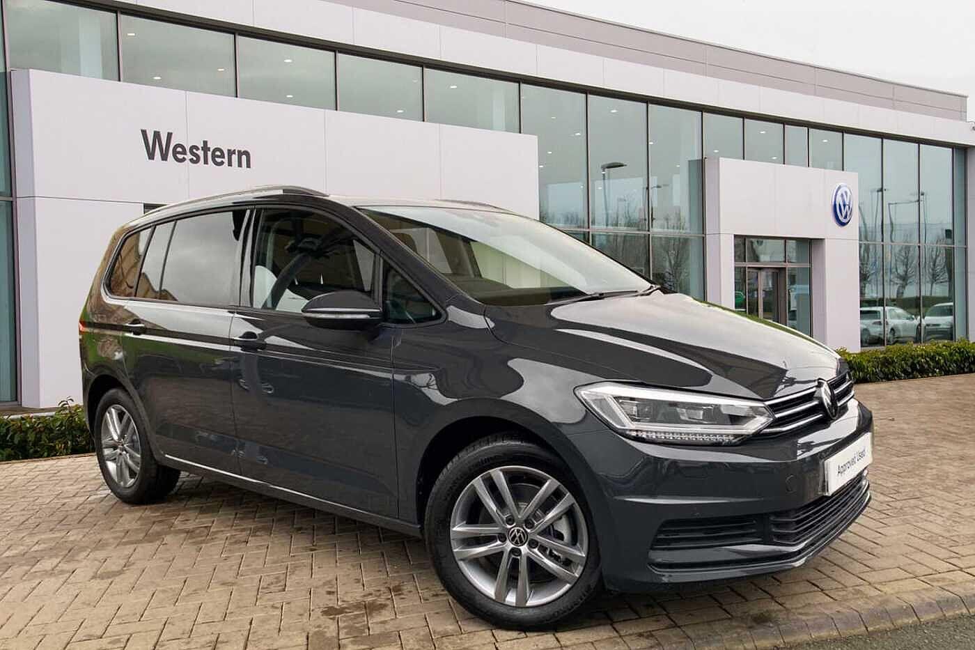 Main listing image - Volkswagen Touran