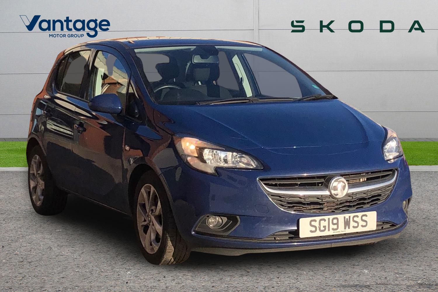 Main listing image - Vauxhall Corsa