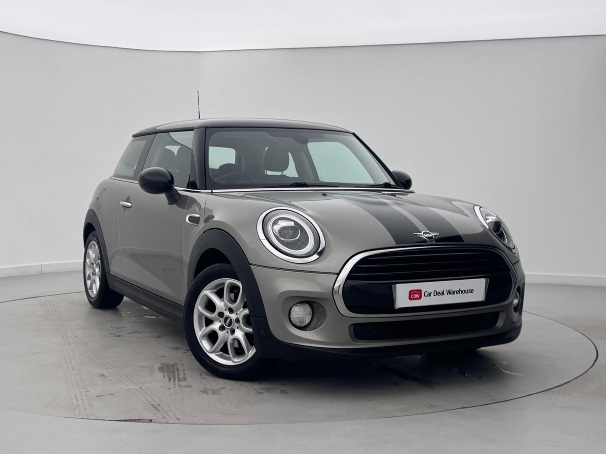 Main listing image - MINI Hatchback