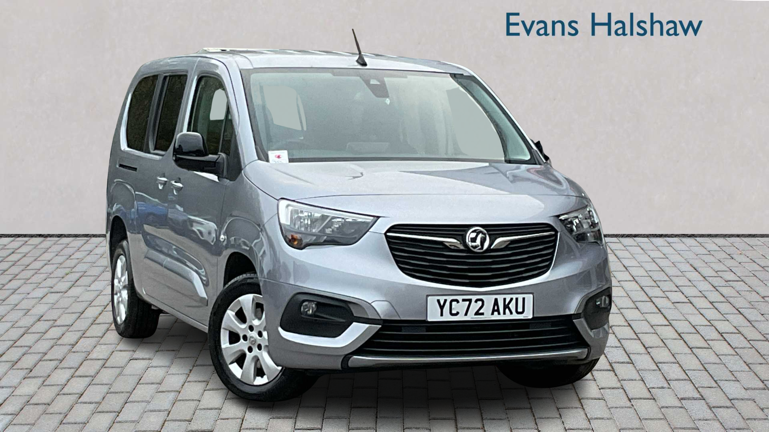 Main listing image - Vauxhall Combo Life