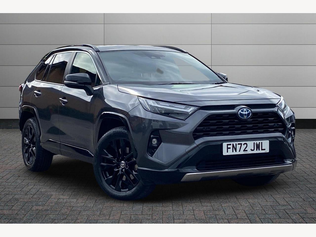Main listing image - Toyota RAV4