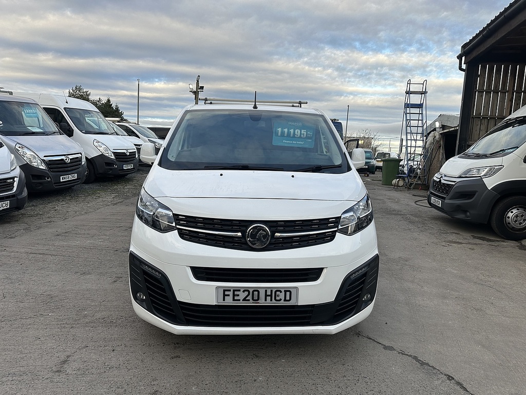 Main listing image - Vauxhall Vivaro