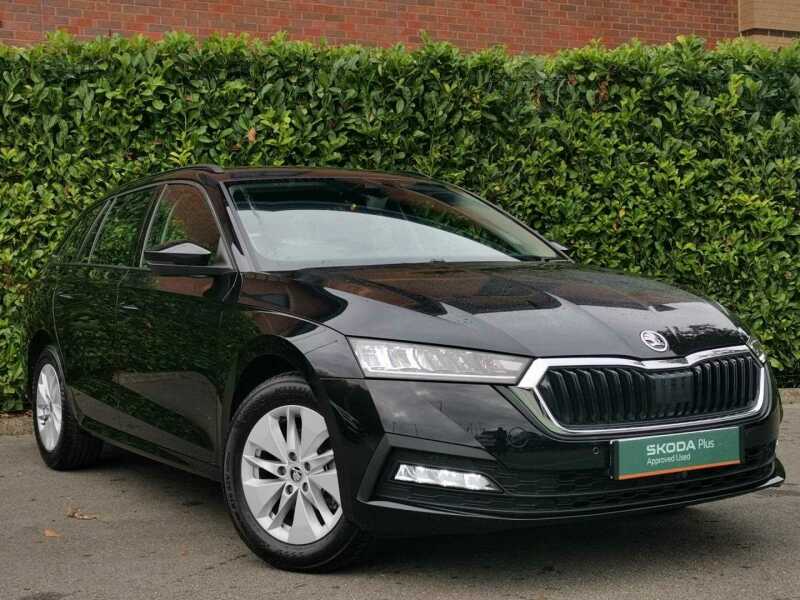 Main listing image - Skoda Octavia Estate