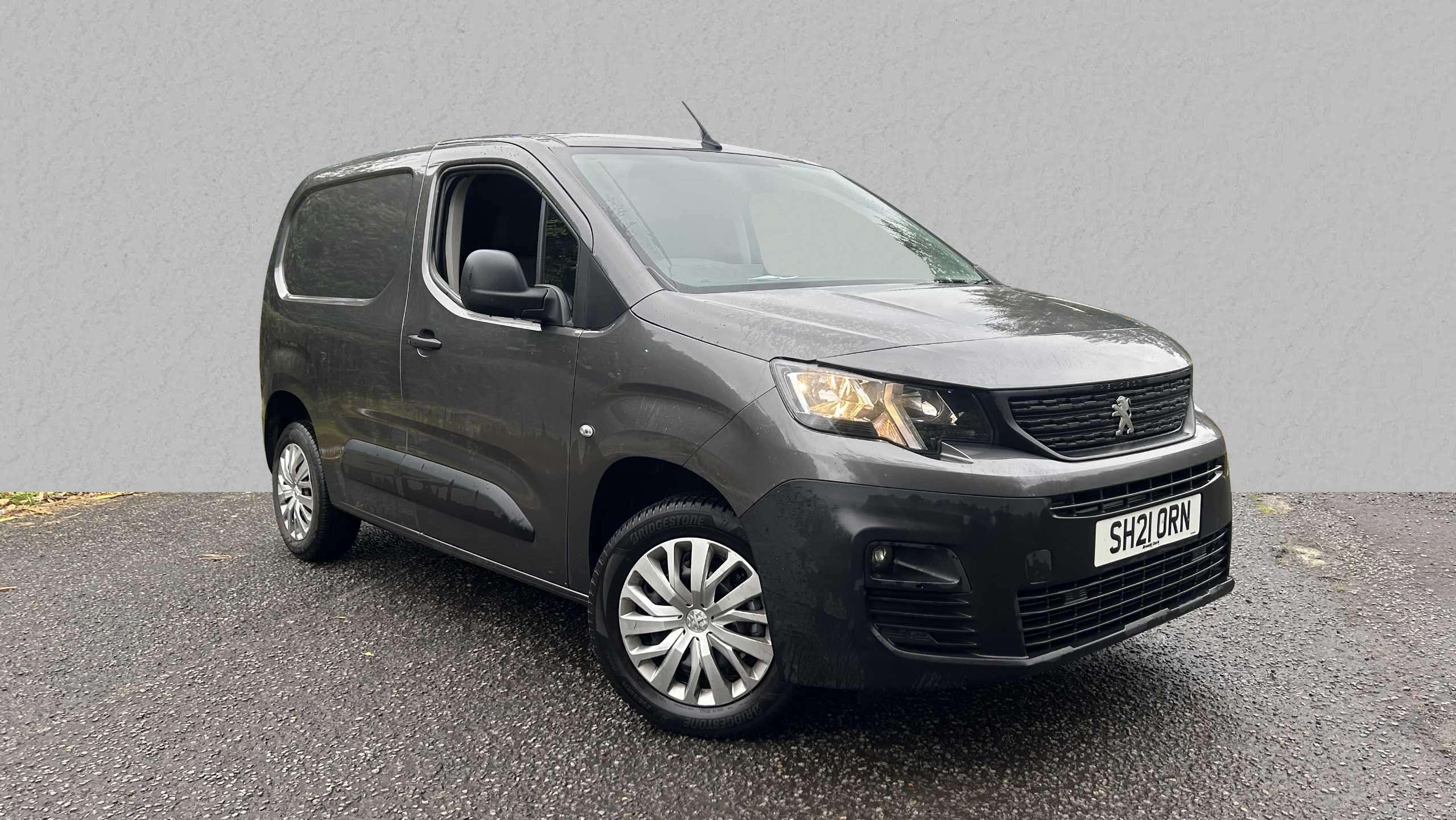 Main listing image - Peugeot Partner