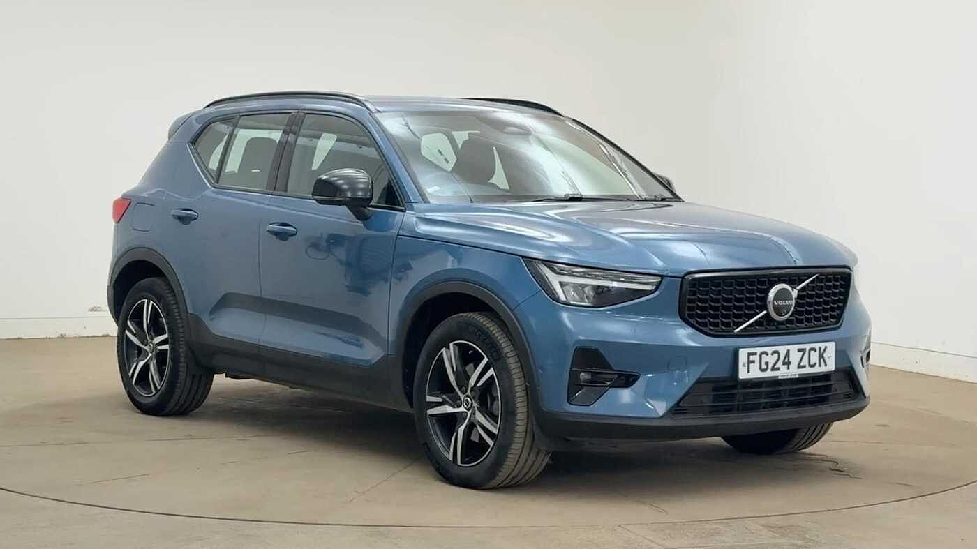 Main listing image - Volvo XC40