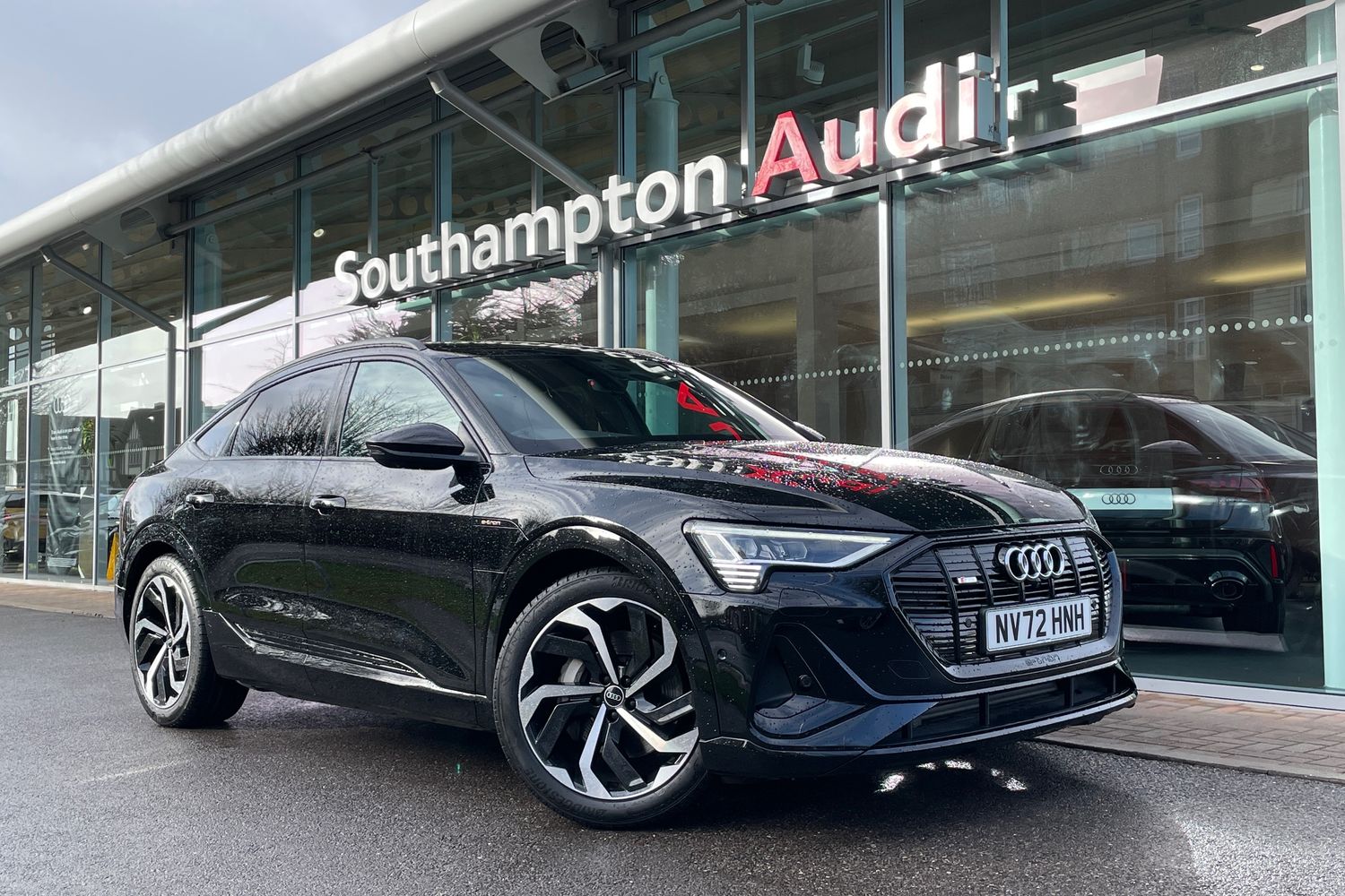 Main listing image - Audi e-tron