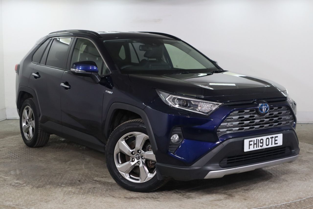 Main listing image - Toyota RAV4