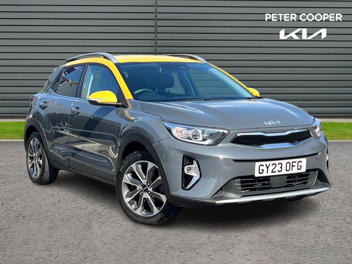 Main listing image - Kia Stonic