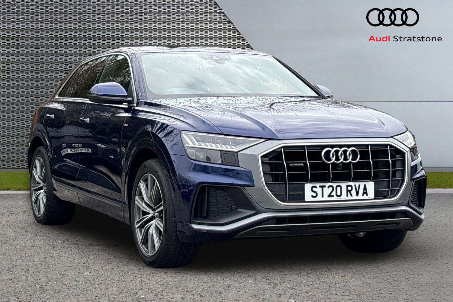 Main listing image - Audi Q8