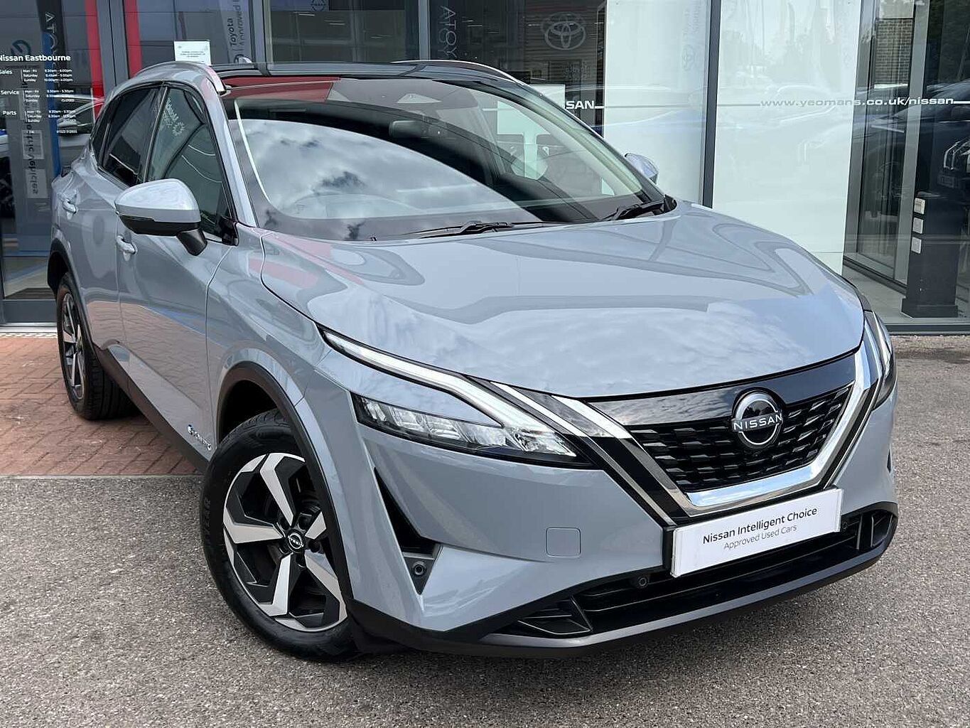 Main listing image - Nissan Qashqai