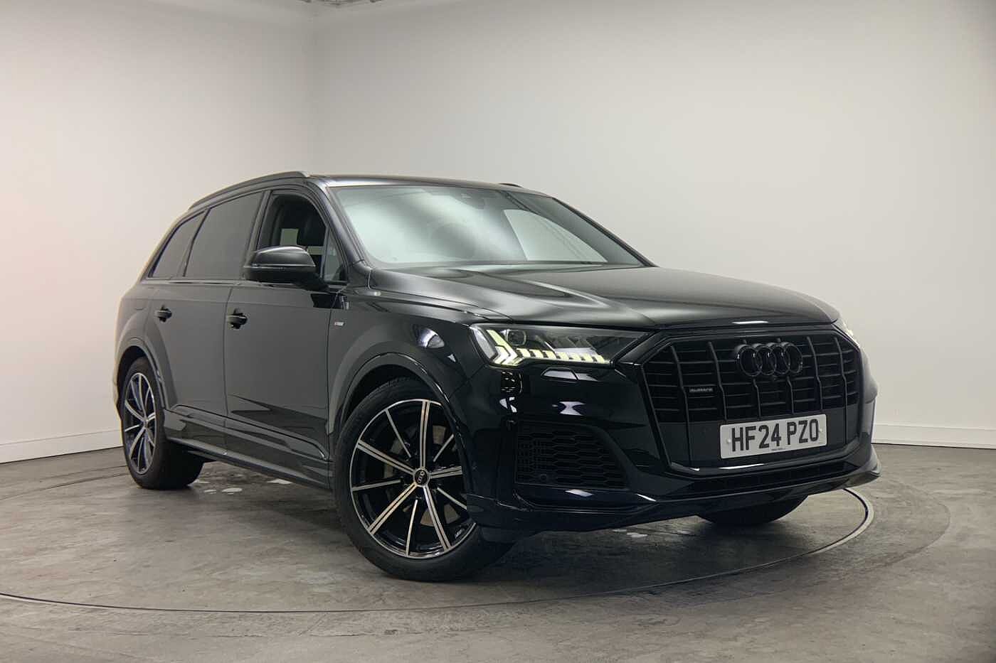 Main listing image - Audi Q7