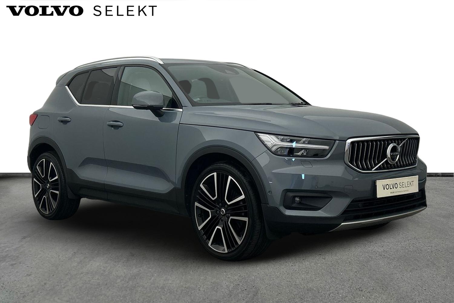 Main listing image - Volvo XC40