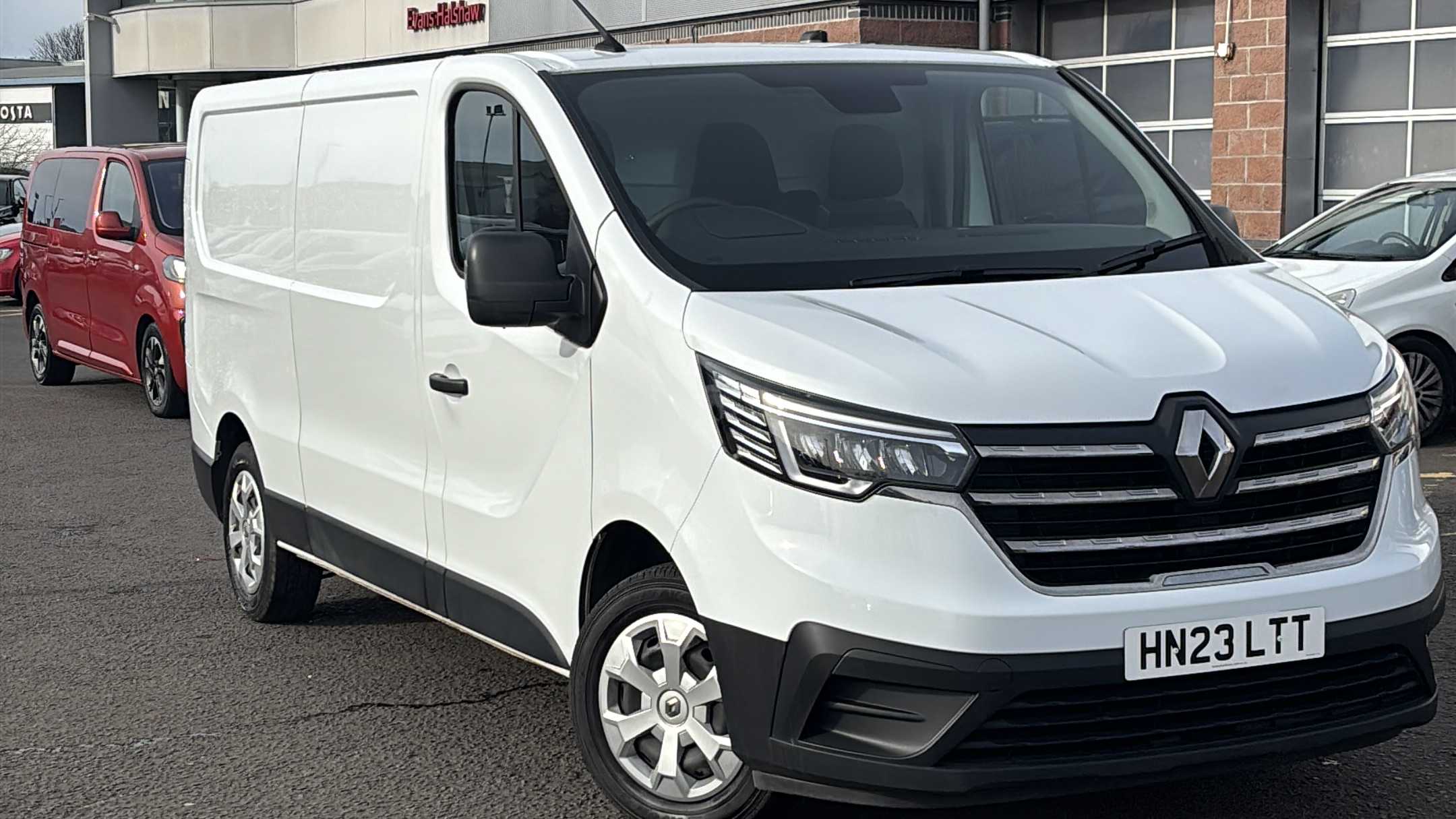 Main listing image - Renault Trafic