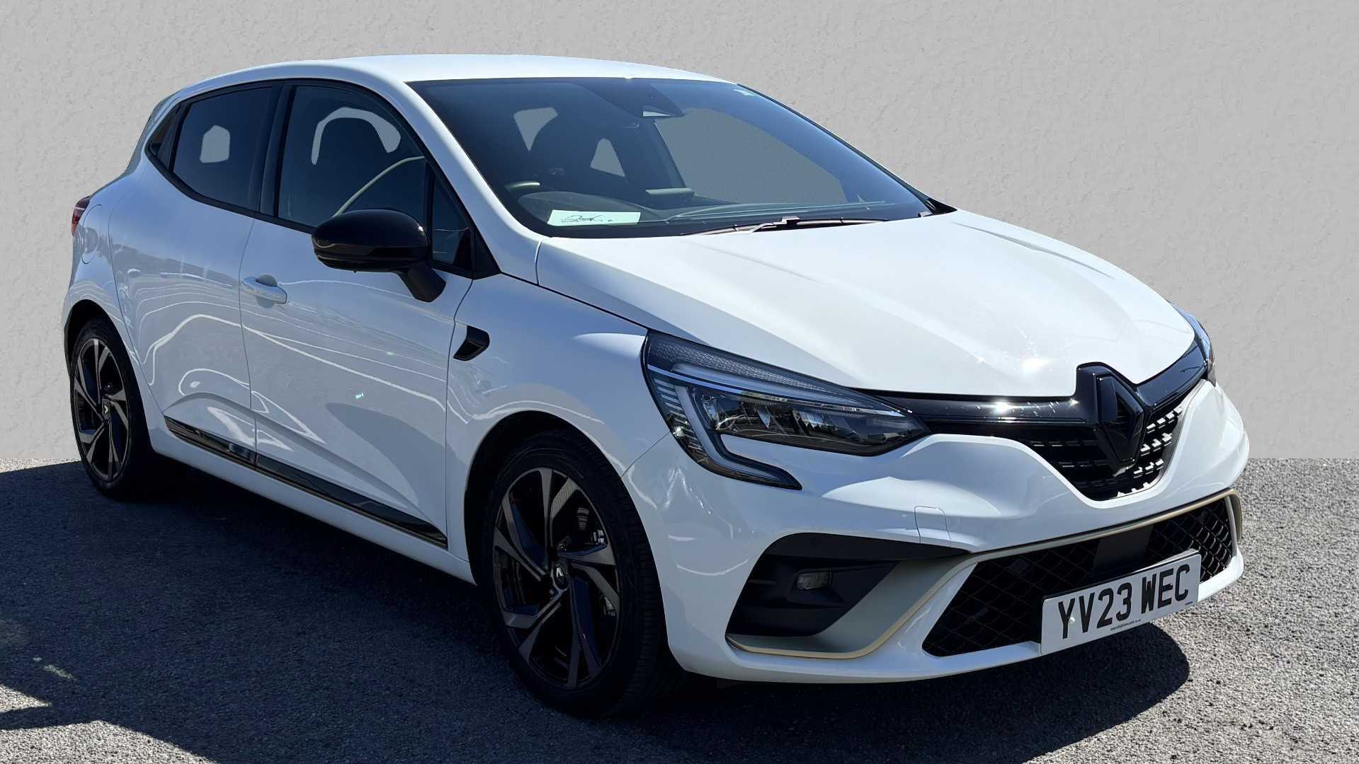 Main listing image - Renault Clio