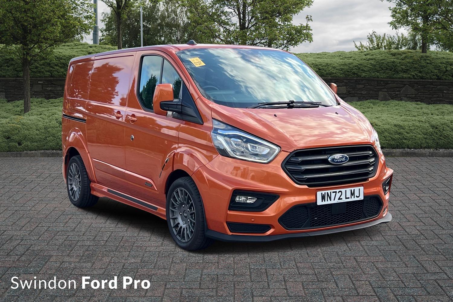 Main listing image - Ford Transit Custom