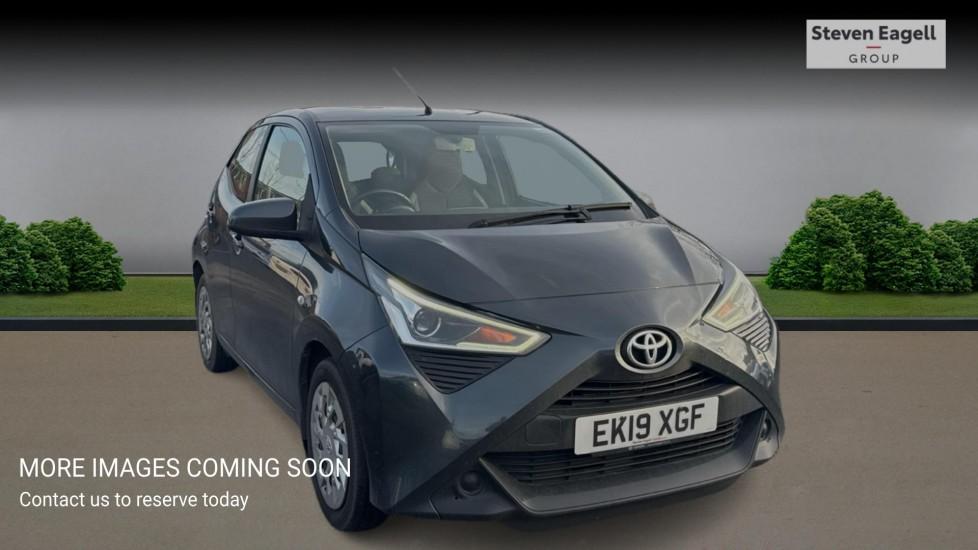 Main listing image - Toyota Aygo