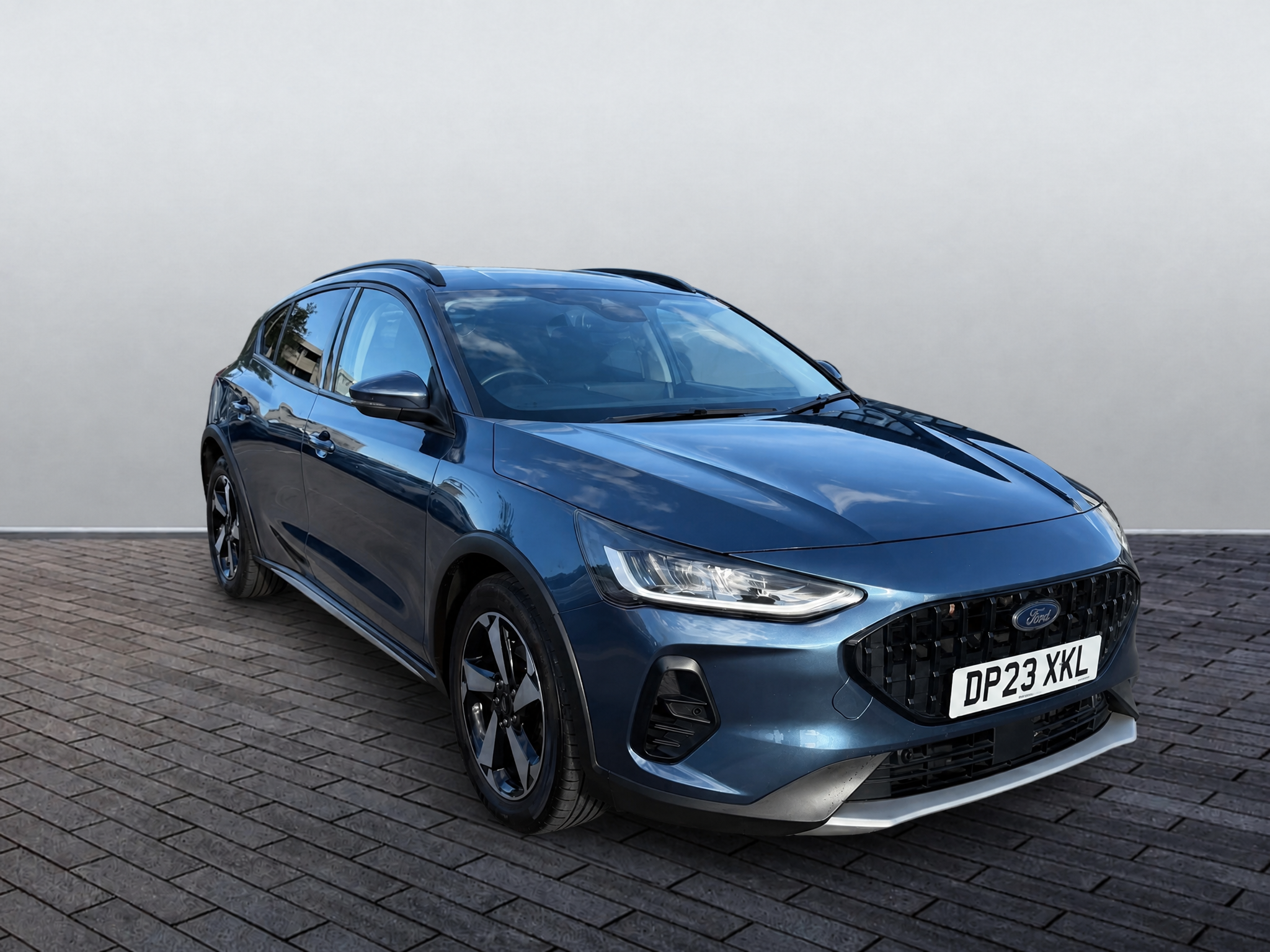 Main listing image - Ford Focus Active