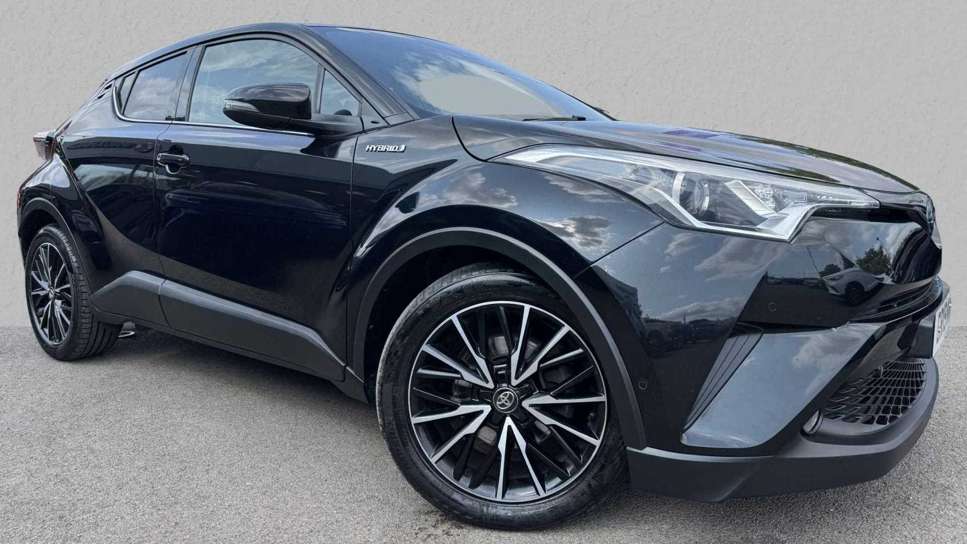 Main listing image - Toyota C-HR