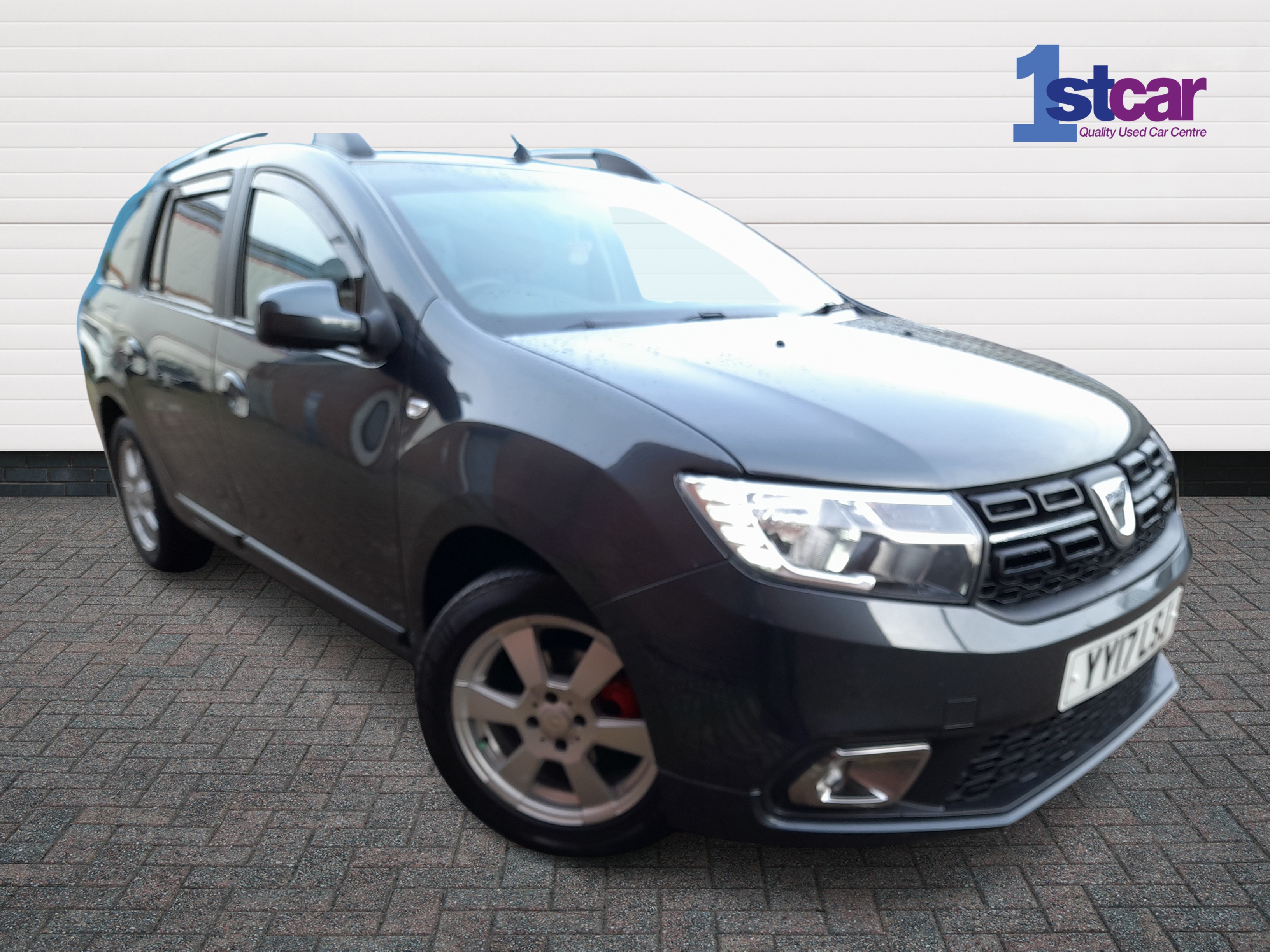 Main listing image - Dacia Logan