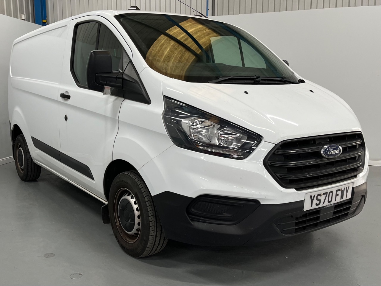 Main listing image - Ford Transit Custom