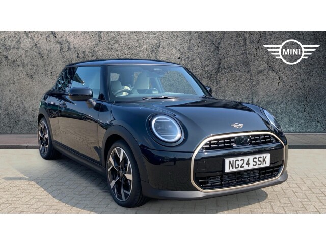 Main listing image - MINI Hatchback