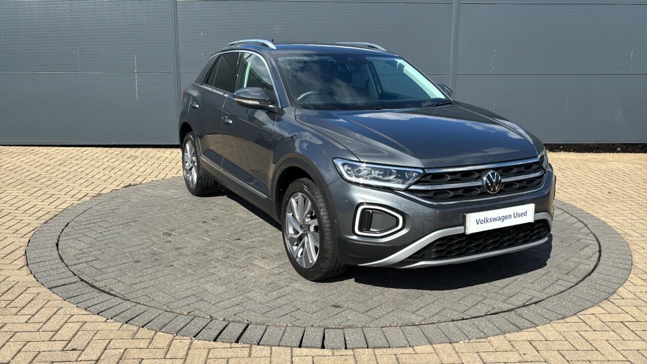 Main listing image - Volkswagen T-Roc
