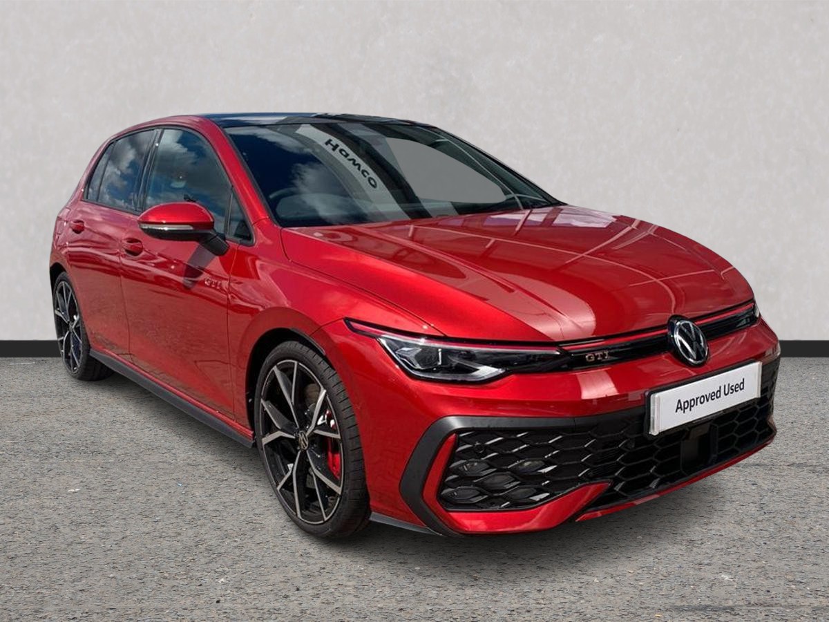 Main listing image - Volkswagen Golf