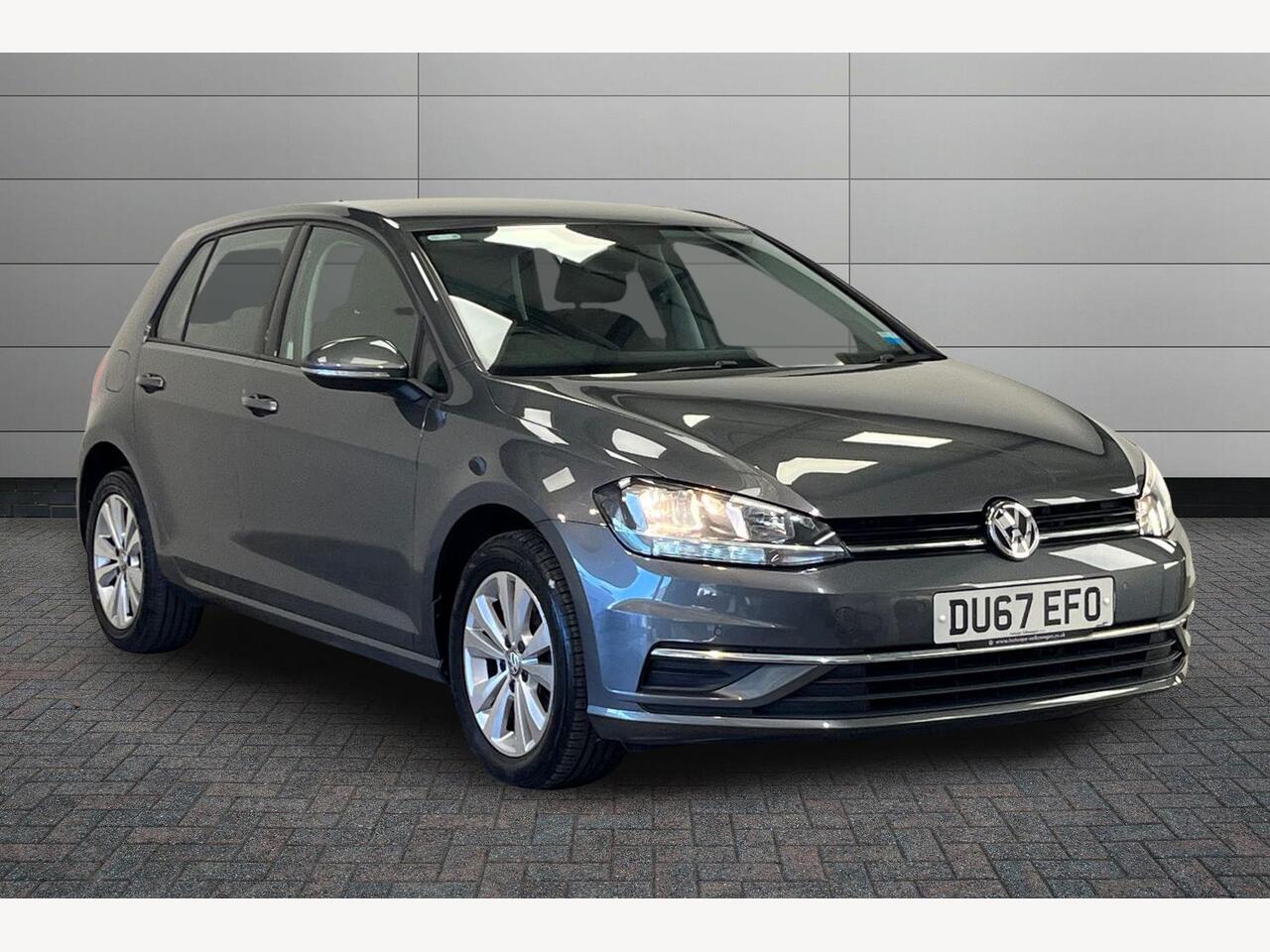 Main listing image - Volkswagen Golf