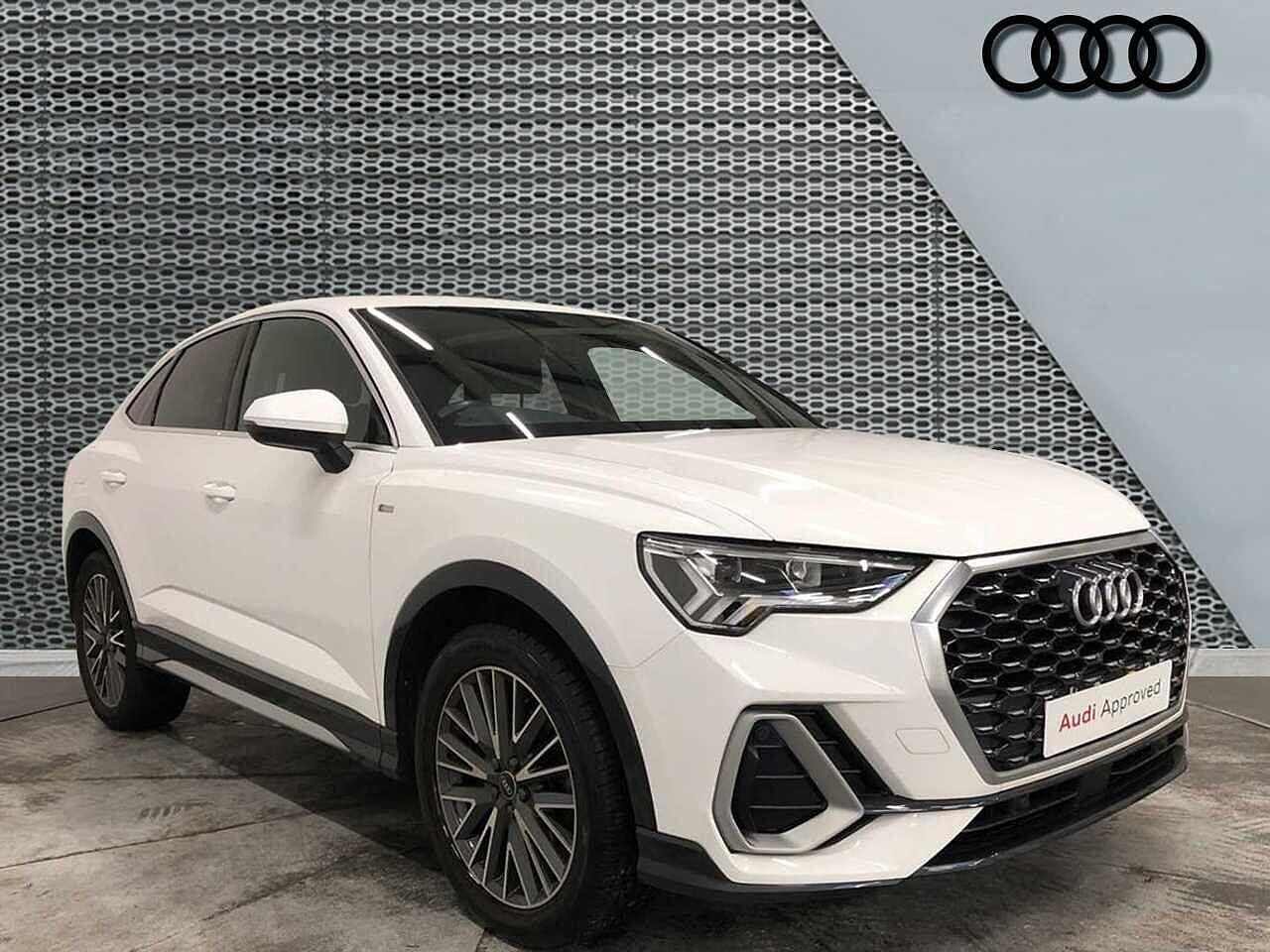 Main listing image - Audi Q3