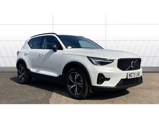 Main listing image - Volvo XC40