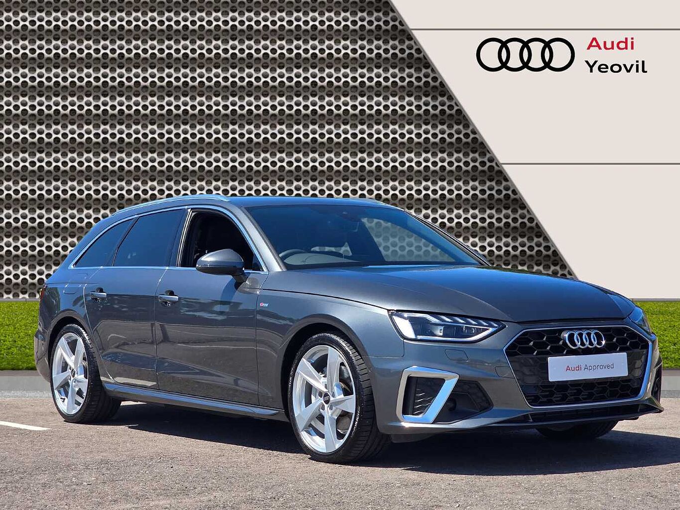 Main listing image - Audi A4 Avant