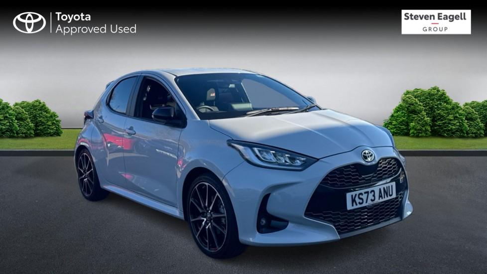 Main listing image - Toyota Yaris