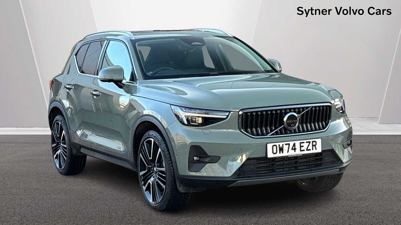 Main listing image - Volvo XC40